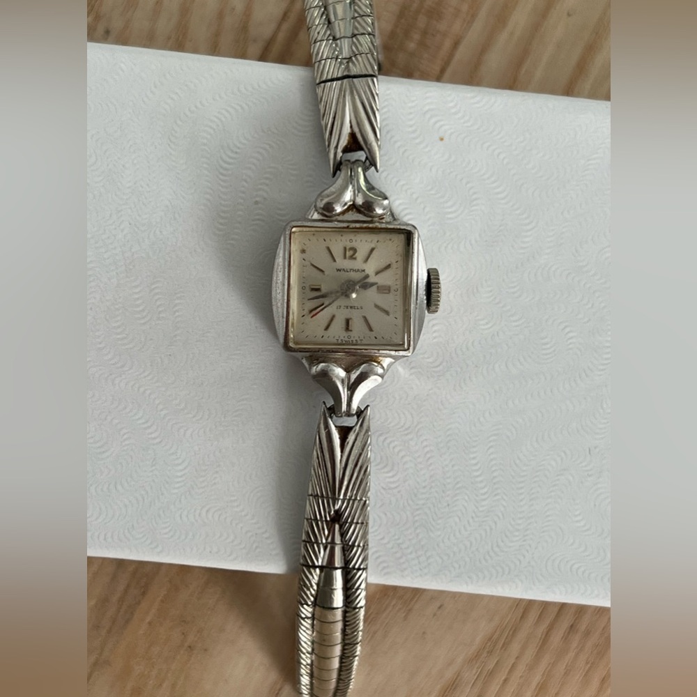 Waltham Ladies Watch Vintage Mechanical Winding 10K Gold Filled Bracelet